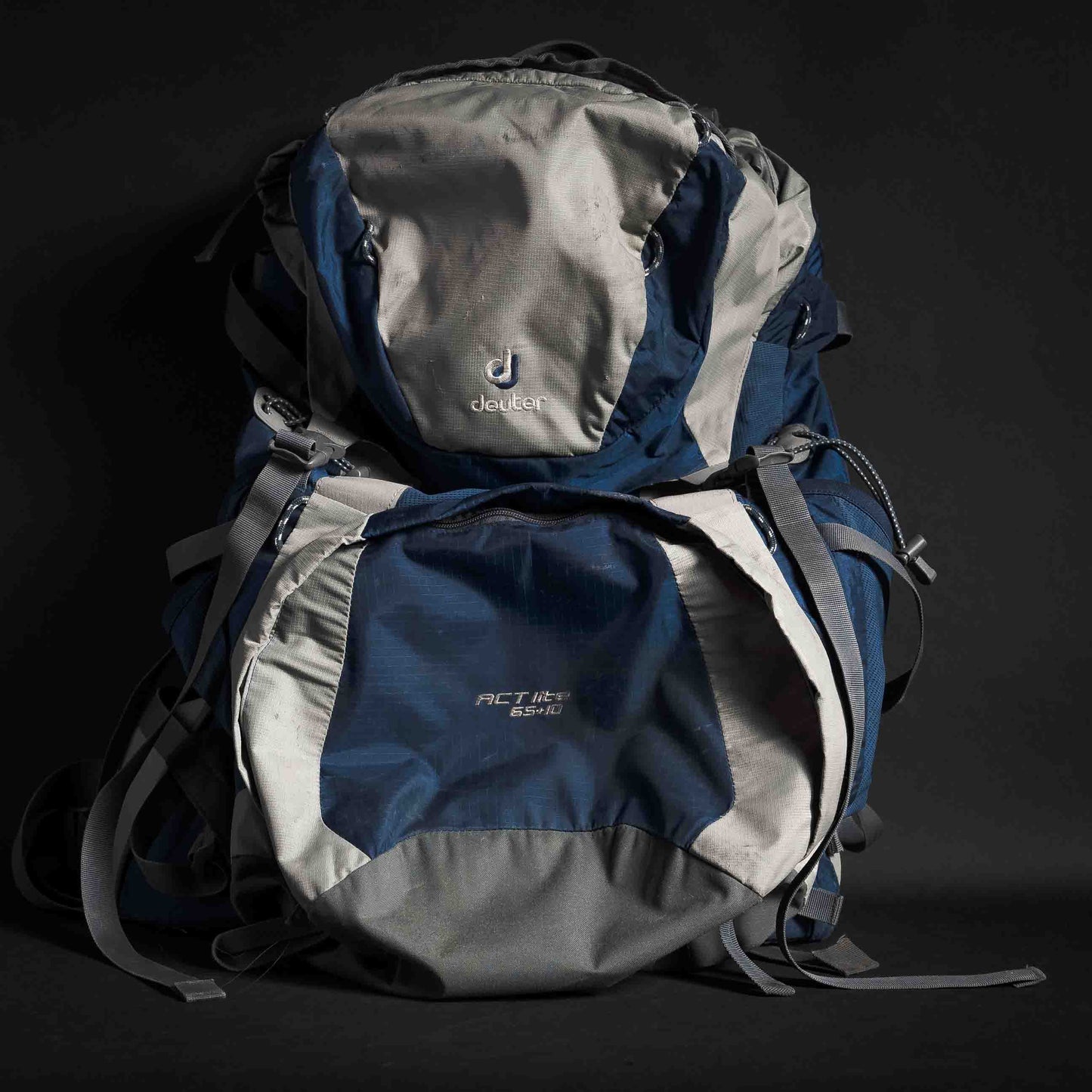 Deuter ACT lite 65+10 Backpacking Pack