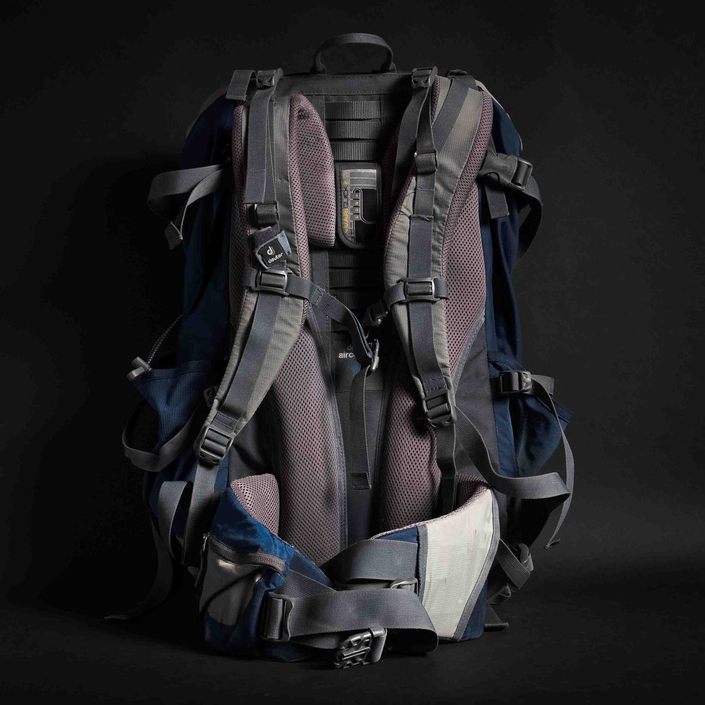 Deuter ACT lite 65+10 Backpacking Pack