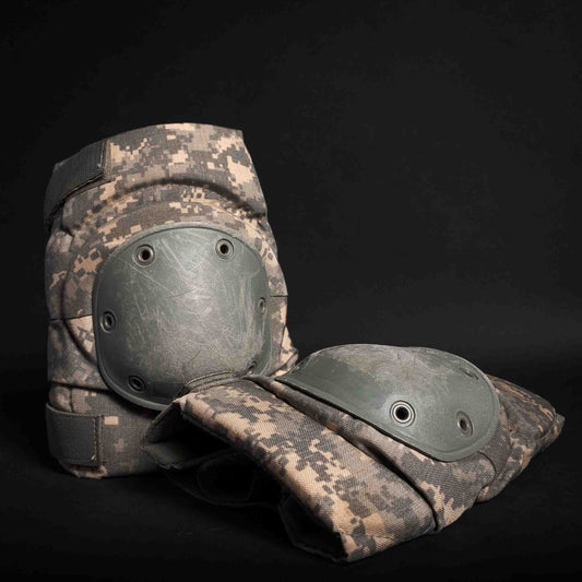 B.P.E. Kneepad Set